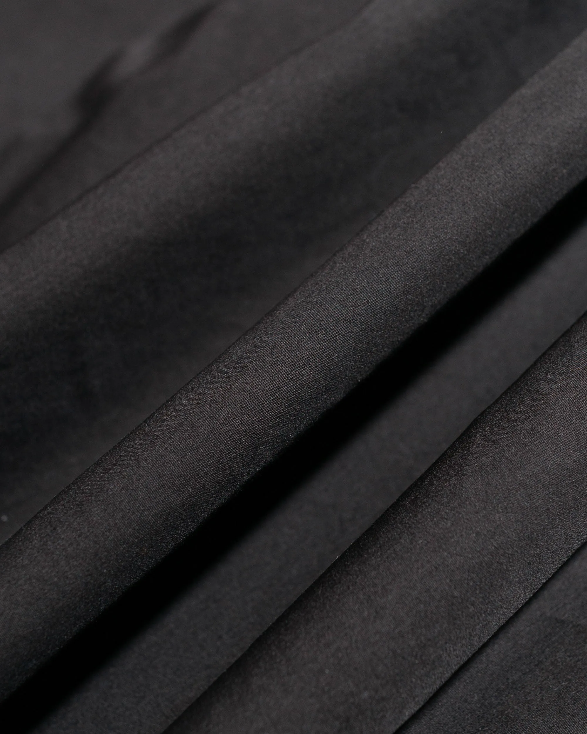 Amomento Open Collar Shirts Black