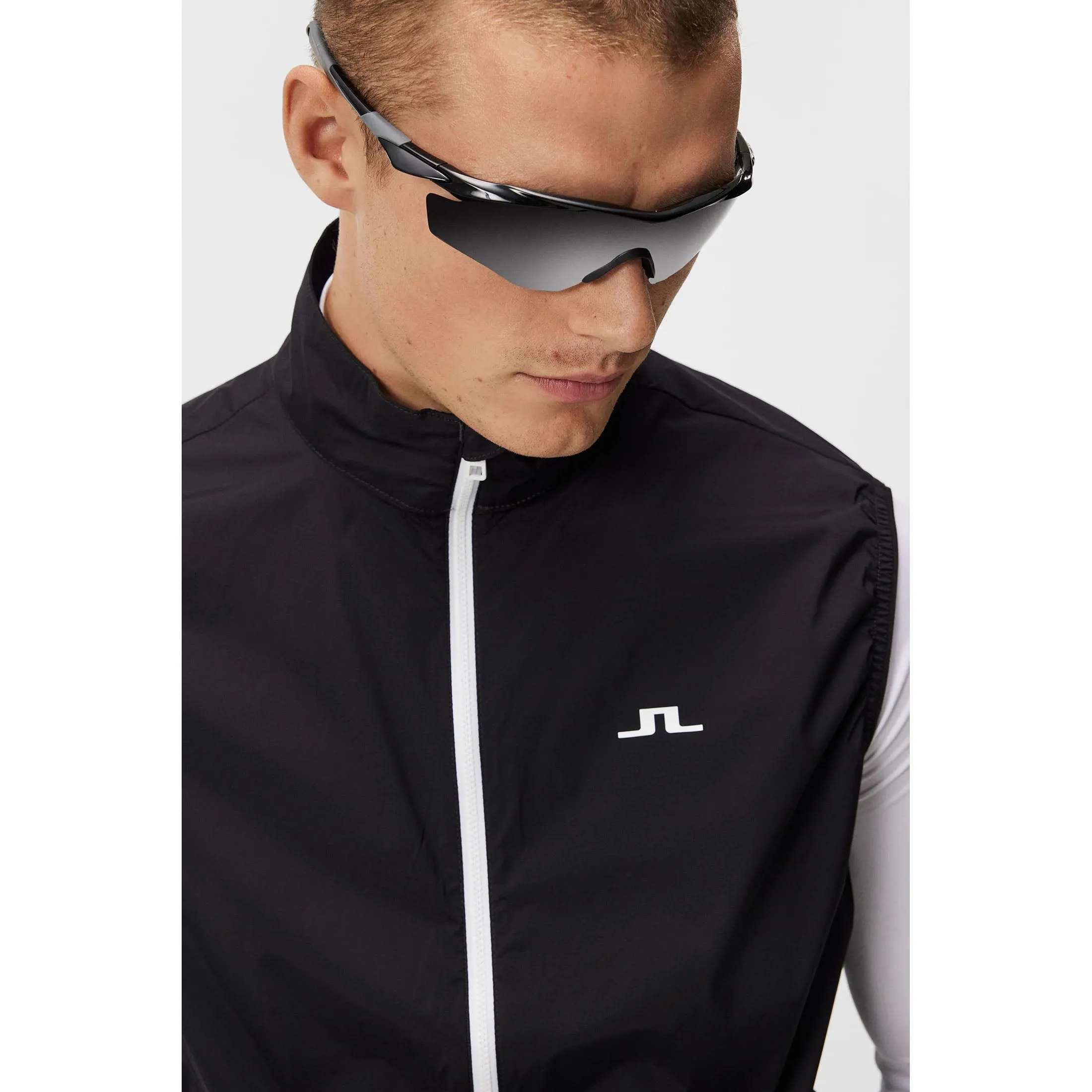 J.Lindeberg Ash Light Packable Golf Vest- Black