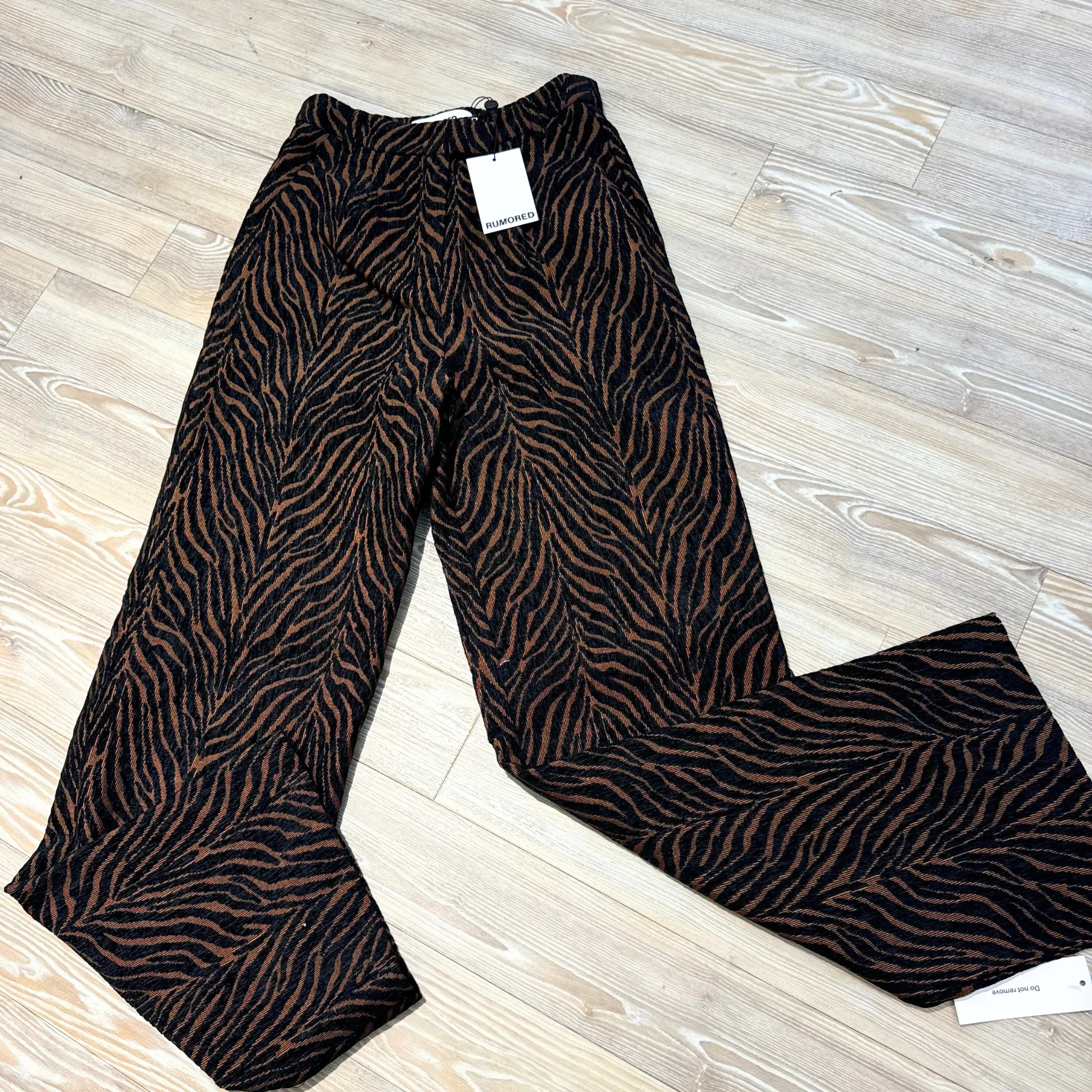 Rumored Women's NWT/NWOT Wholesale Apparel
